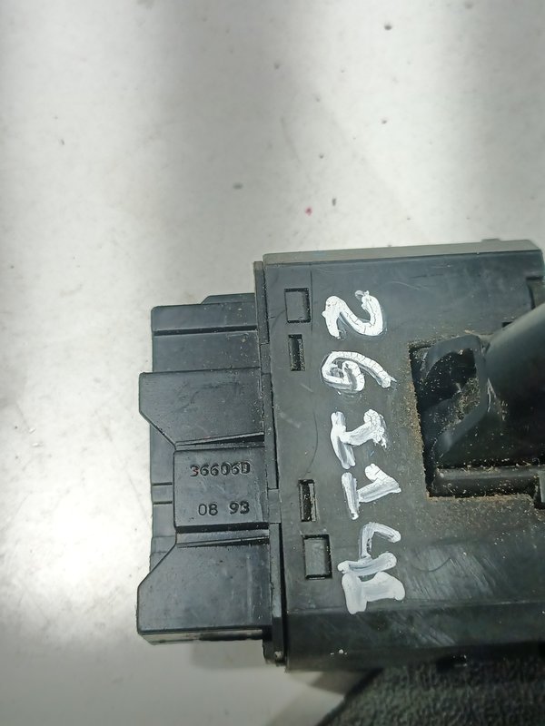 Comutador Manetes Piscas Escovas ROVER 36606D