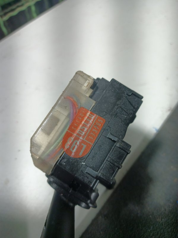 Comutador Manetes Piscas Escovas TOYOTA 8414005110