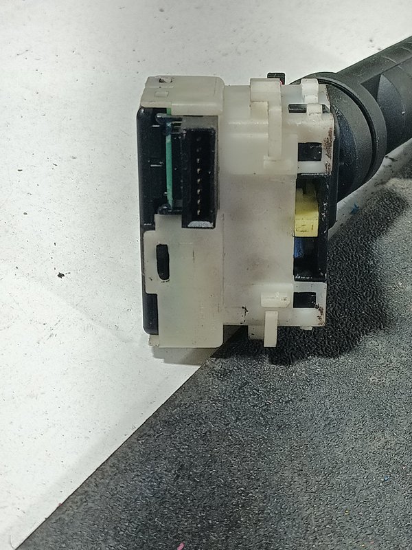 Comutador Manetes Piscas Escovas NISSAN NILES14425