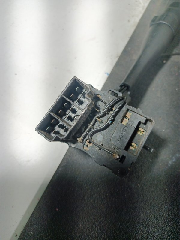 Comutador Manetes Piscas Escovas NISSAN 36828A