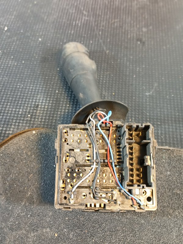 Comutador Manetes (Piscas e Escovas) RENAULT 55675914R