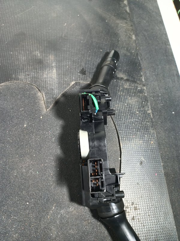 Comutador Manetes Piscas Escovas TOYOTA AYGO 0H03017J087