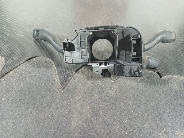 Comutador Manetes Piscas Escovas AUDI A4 8E0953549Q