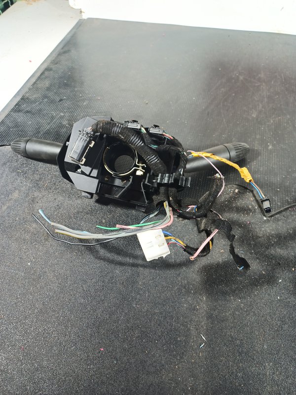 Comutador Manetes Piscas Escovas FIAT PUNTO 735267951