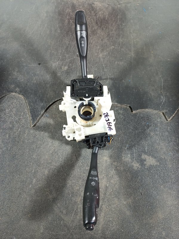 Comutador Manetes Piscas Escovas MITSUBISHI MR368928