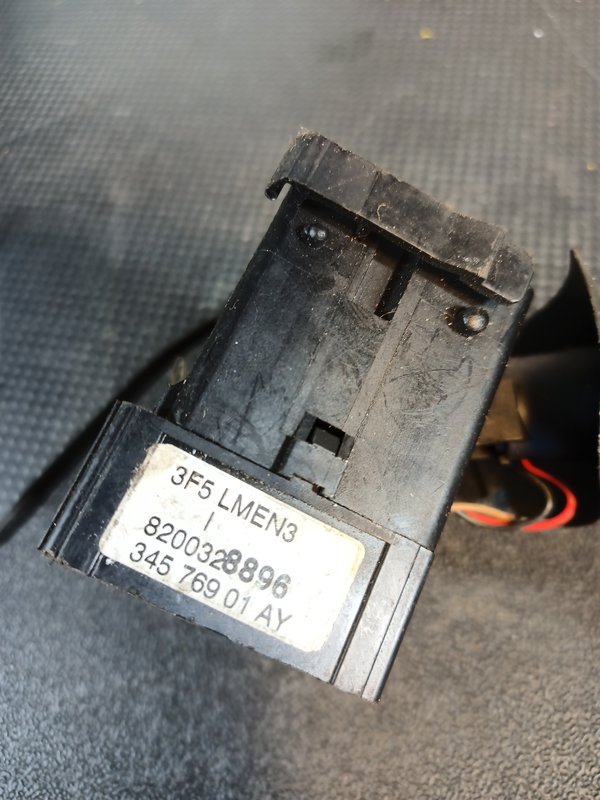 Comutador Manetes (Piscas e Escovas) RENAULT 8200328896