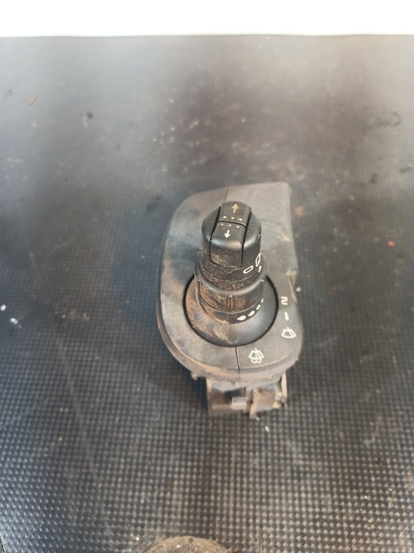 Comutador Manetes (Piscas e Escovas) RENAULT 88103006209