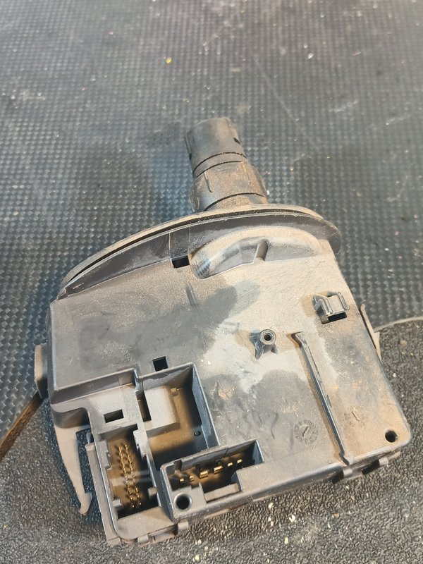 Comutador Manetes (Piscas e Escovas) RENAULT 88103006209