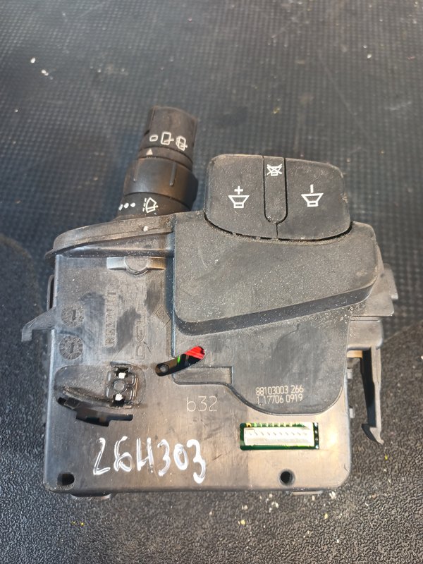 Comutador Manetes (Piscas e Escovas) RENAULT 88103003266