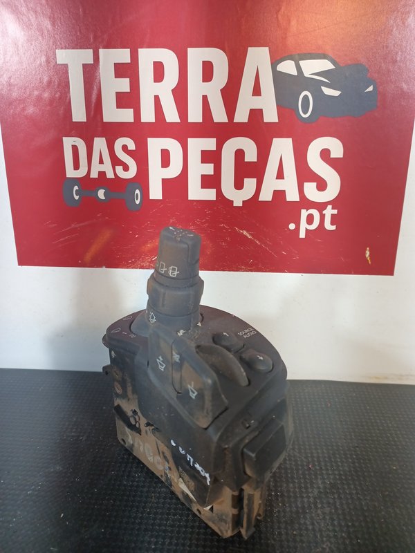 Comutador Manetes (Piscas e Escovas) RENAULT 88103003035