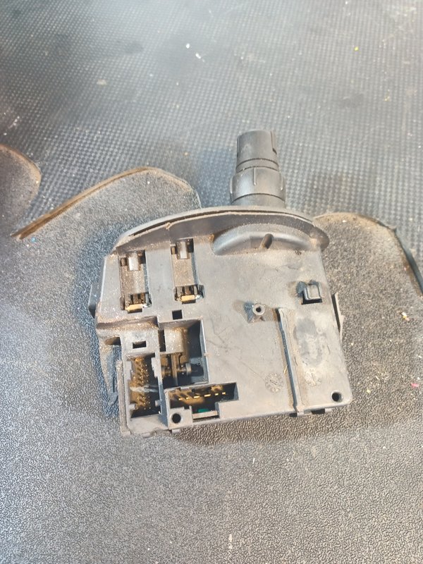 Comutador Manetes (Piscas e Escovas) RENAULT 88103009160
