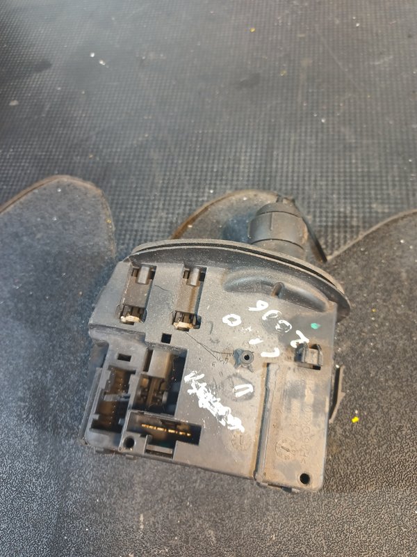 Comutador Manetes (Piscas e Escovas) RENAULT 88103003087