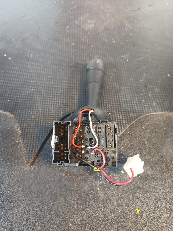 Comutador Manetes (Piscas e Escovas) RENAULT 255671790R