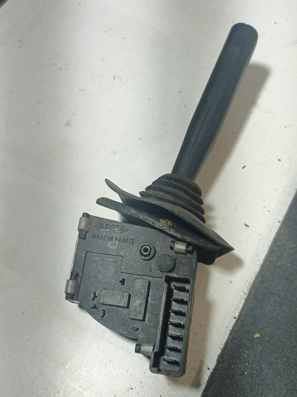 Comutador Manetes Piscas Escovas CITROEN 33582051