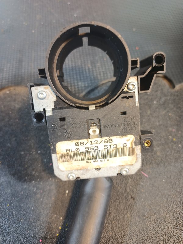 Comutador Manetes Piscas Escovas Grupo VAG 8L0953513G