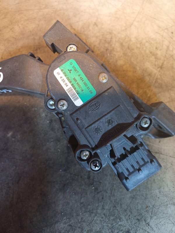Pedal Acelerador SMART A4543000104