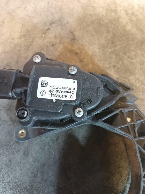 Pedal Acelerador RENAULT 180029347RC