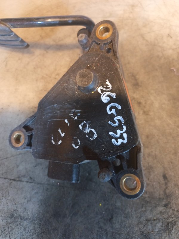 Pedal Acelerador RENAULT 8200159647