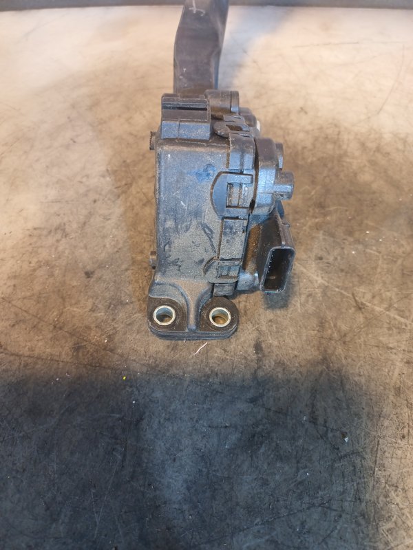 Pedal Acelerador RENAULT TWINGO II 1.5 DCI 8200426238E