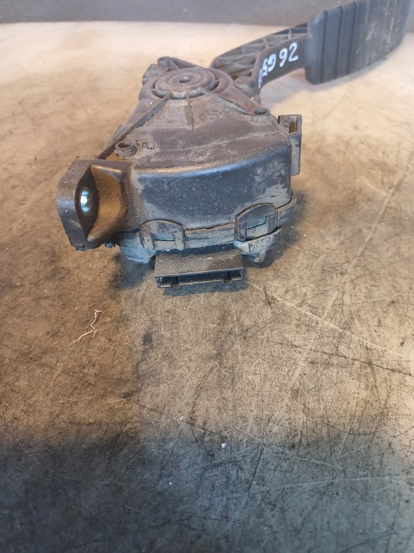 Pedal Acelerador RENAULT Laguna II 1.9 DCI 8200415817