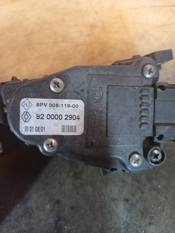 Pedal Acelerador RENAULT 8200002904