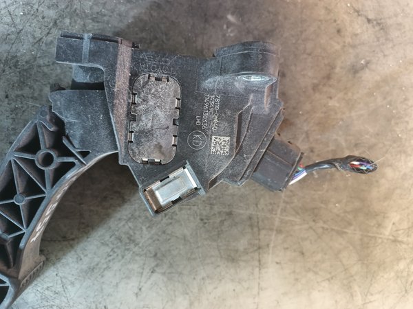 Pedal Acelerador TOYOTA 781100H040