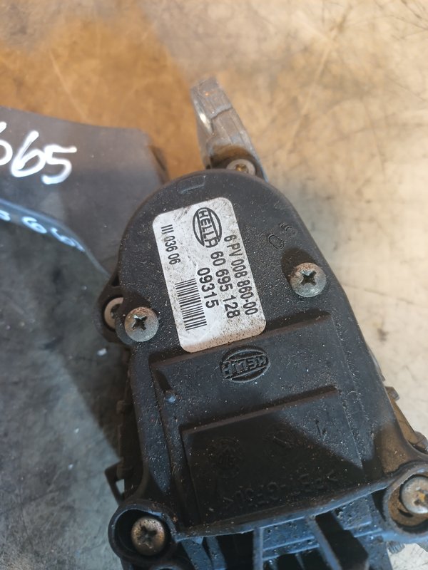 Pedal Acelerador ALFA ROMEO 60695128