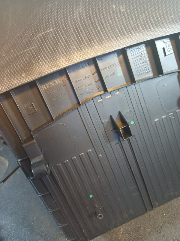 Porta Luvas RENAULT 681087227R