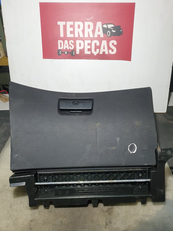 Porta Luvas BMW E46 8196111