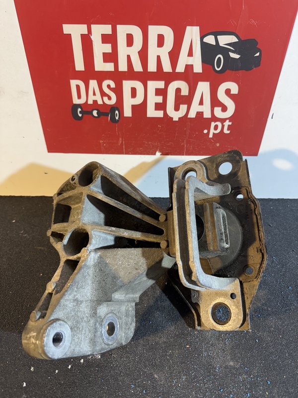 Apoio Motor Nissan 11210JD500