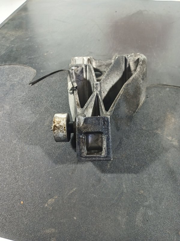 Apoio Motor BMW S5 F11 5R PRETA 6781227
