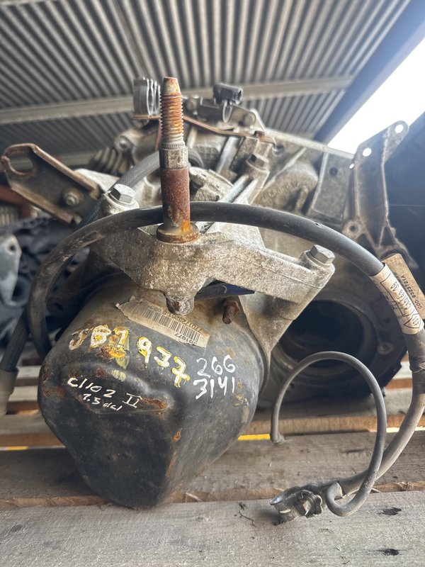 Caixa Velocidades RENAULT Clio II 1.5 DCI JB1977