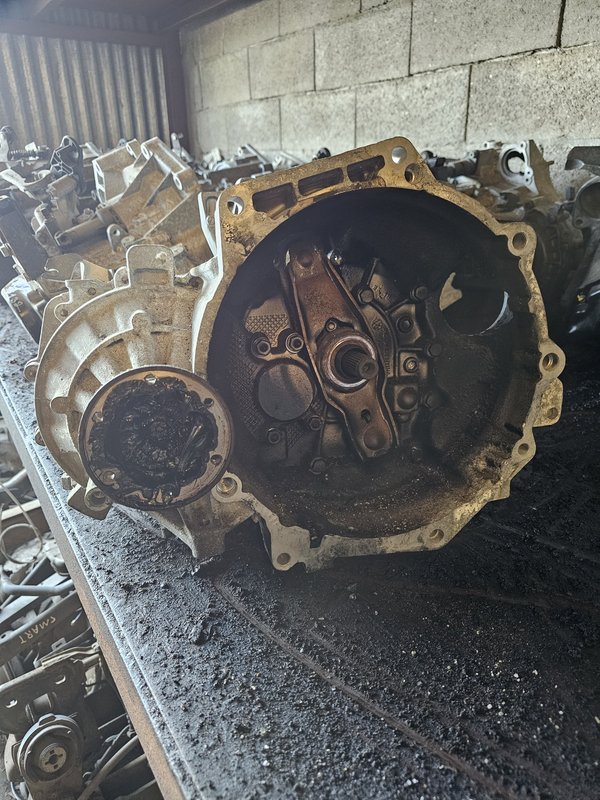 Caixa de velocidades VAG 1.9 TDI JCR