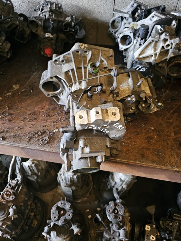 Caixa de velocidades VAG 1.4 16v ERT
