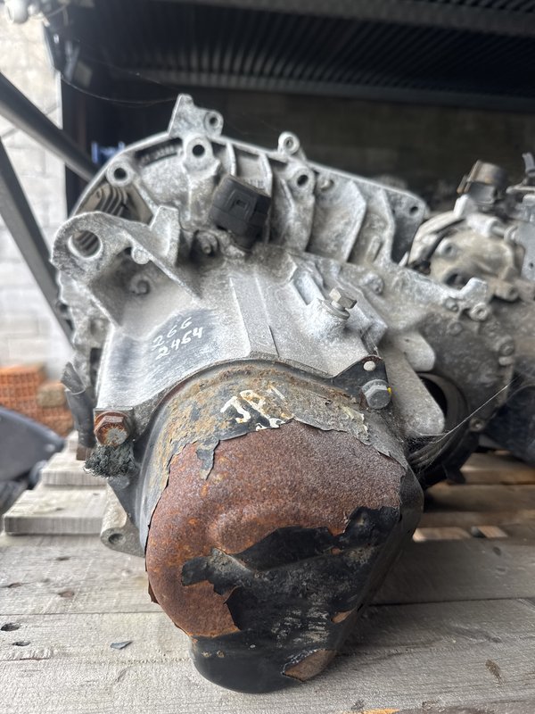Caixa Velocidades Renault 1.9 D JB1104