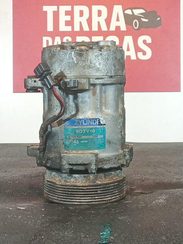 Compressor AC VAG 2.5 357820803R