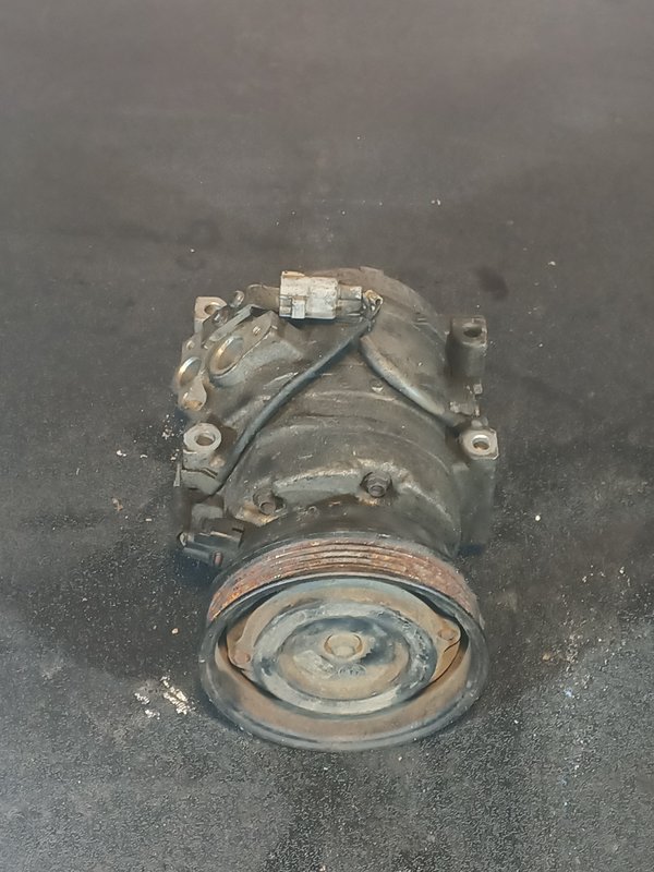Compressor AC Toyota 2.0 447220-4303