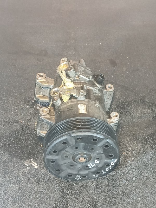 Compressor AC Toyota 2.2 447260-1744