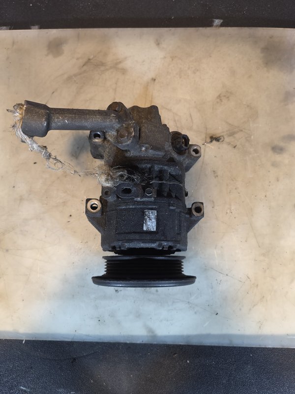 compressor AC Toyota 2.0 D4D 6SE12C