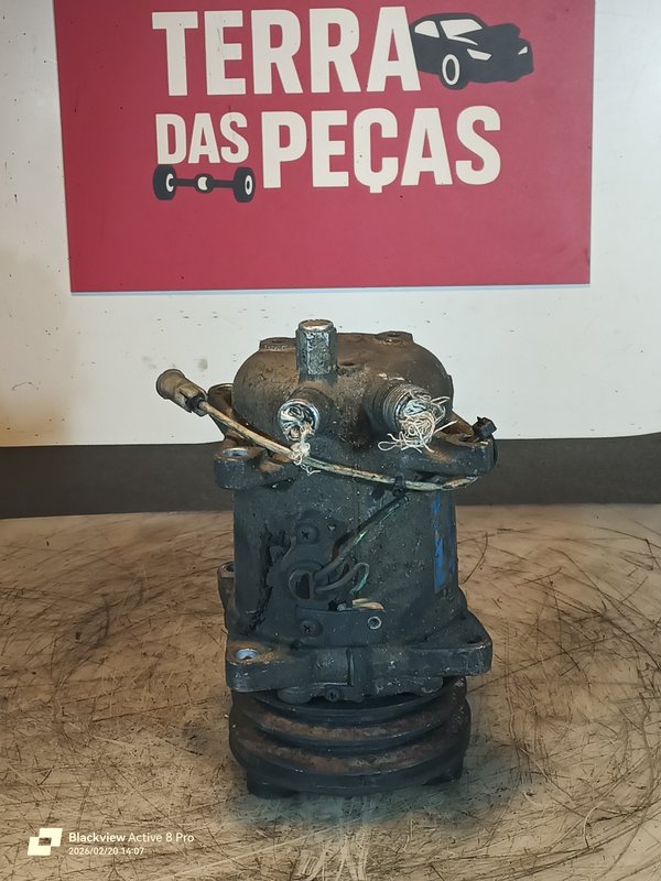 Compressor AC Volvo 2.3 6841028