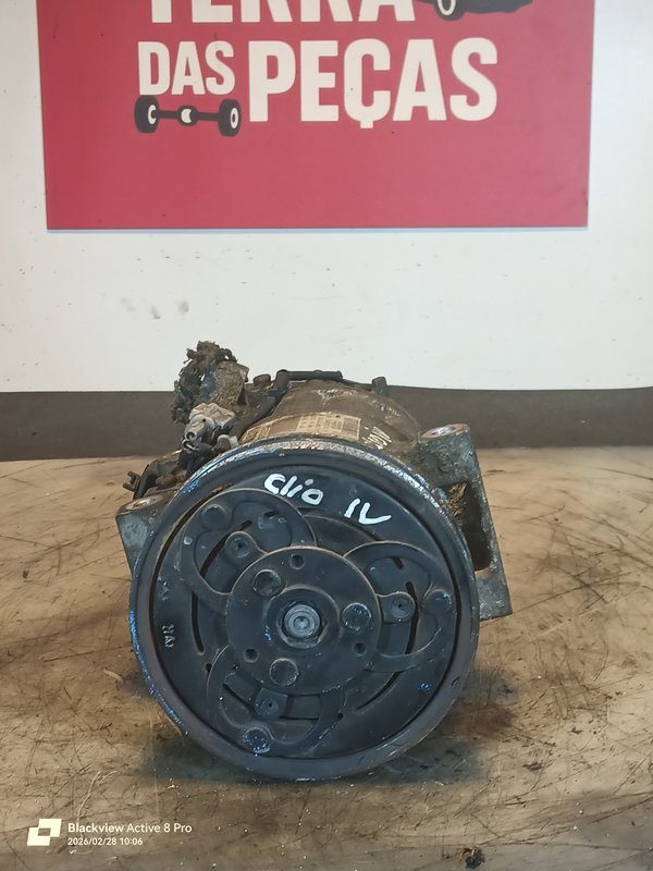 Compressor AC Renault 1.5 DCI 926002352R