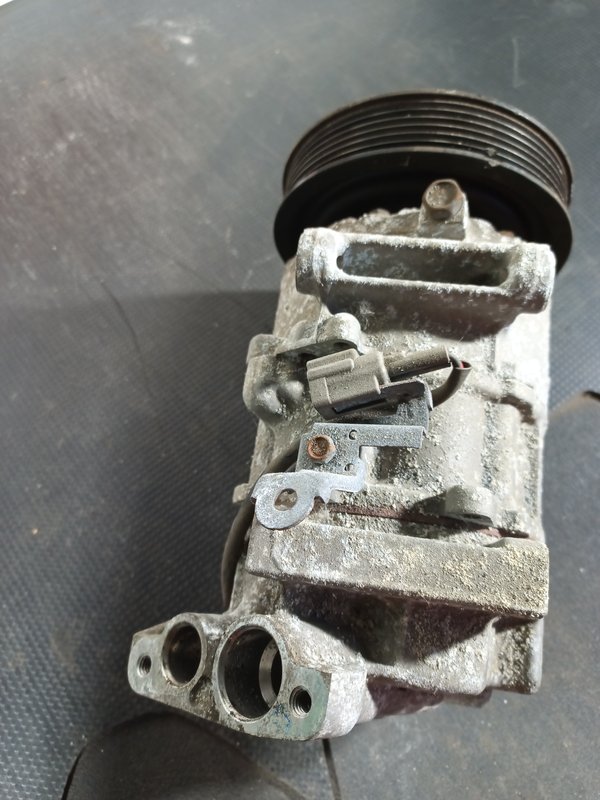 Compressor AC Renault 1.5 DCI 8200939386