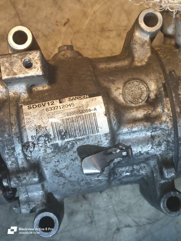 Compressor AC Renault 1.5 DCI 8200953359