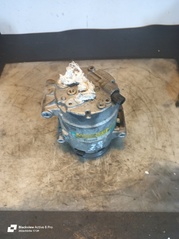 Compressor AC Renault 2.2 DCI 8200067915