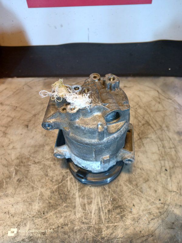 Compressor AC Renault 1.5 DCI 55300359