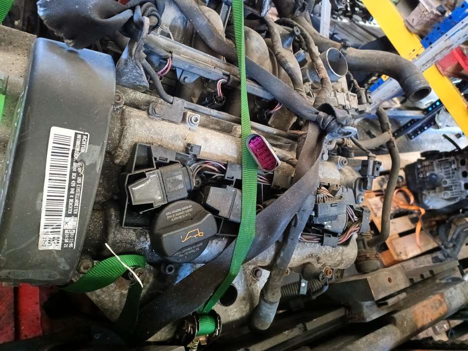 Motor VAG 1.4i 16v 75cv BCA Golf V