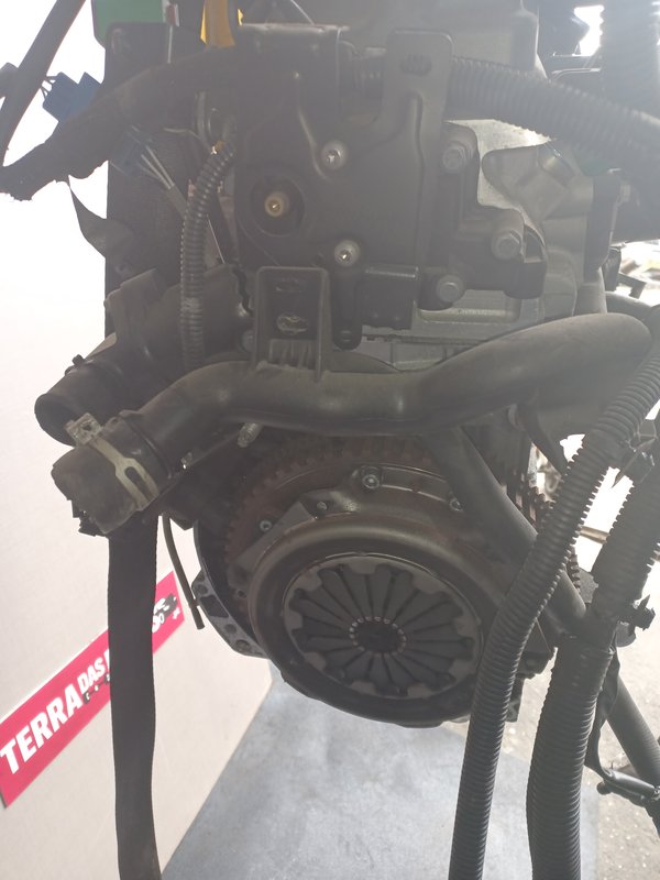 Motor PSA 1.1i. HFX