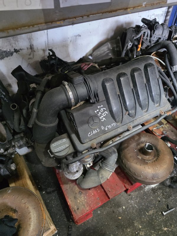 Motor Mercedes diesel OM640941