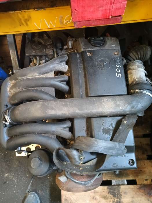 Motor Mercedes C250 TD OM605