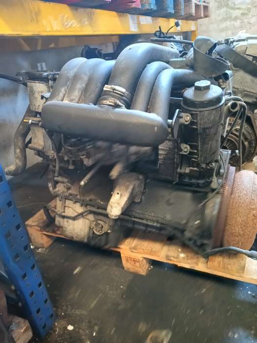Motor Mercedes C250 TD OM605